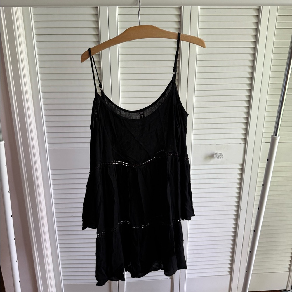 🖤 Dress Lab Black Off-the-Shoulder Boho Dress – Flowy & Feminine